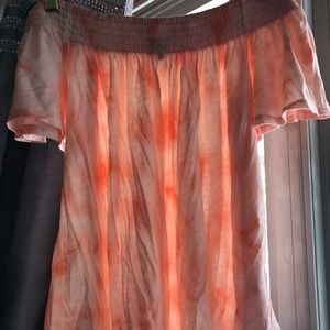 Express shoulder shirt